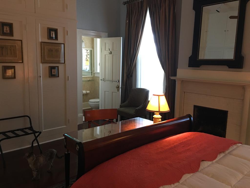 Bed and Breakfast Burke Mansion à Macon Extérieur photo
