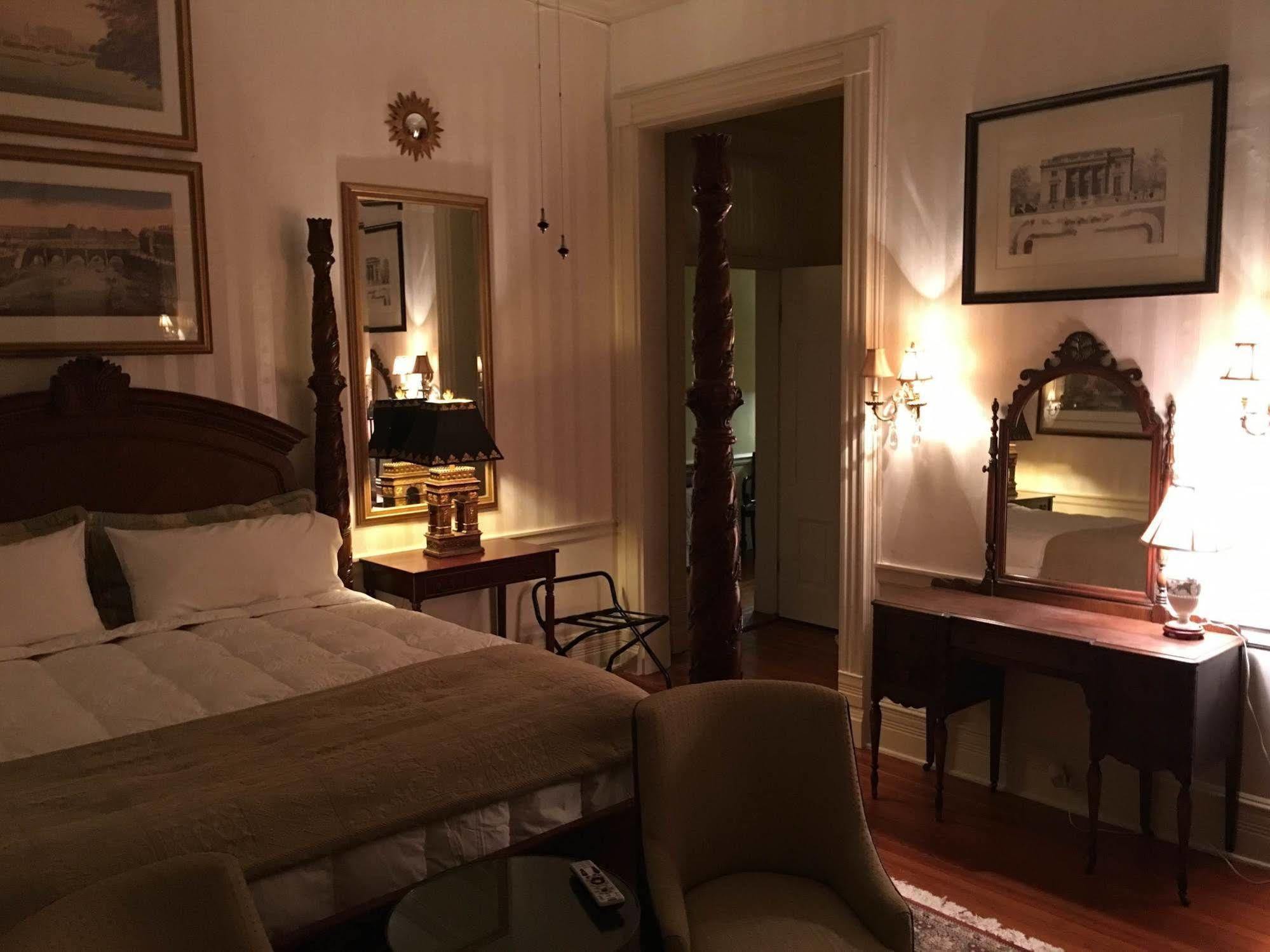 Bed and Breakfast Burke Mansion à Macon Extérieur photo